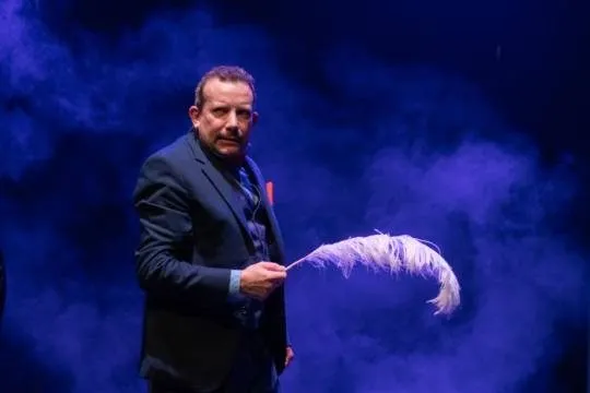 Imagen de difusión de «Acto (ilusión o catástrofe)»